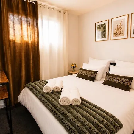 T2 Cosy Jardin Privatif 8 Min Du Centre Parking Apartmán *